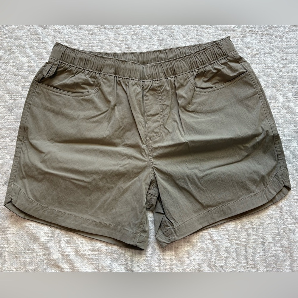 Carhartt Women’s Force Relaxed Fit Ripstop 5 Pocket Work Short